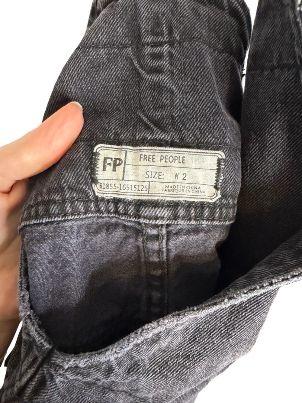 🖤 Free People Denim Overall Skirt Dress Size 2 Distressed 🖤 - Picture 4 of 5